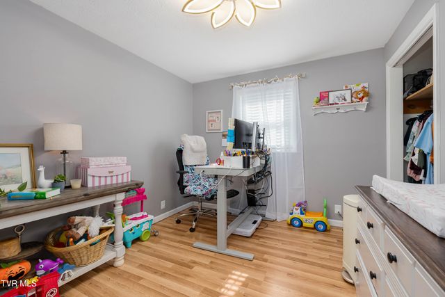 214 Wilson Avenue, Elizabethton, TN 37643