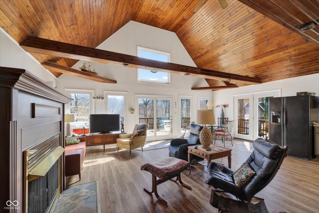 4003 Crouse Court, Poland, IN 47868