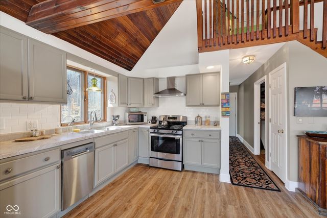 4003 Crouse Court, Poland, IN 47868