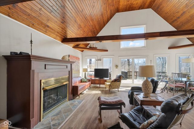 4003 Crouse Court, Poland, IN 47868