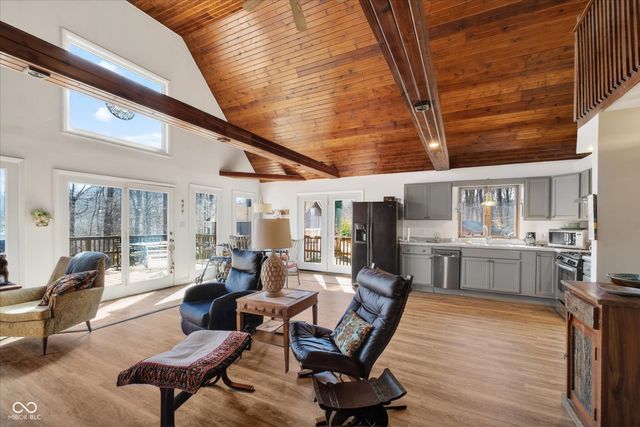 4003 Crouse Court, Poland, IN 47868