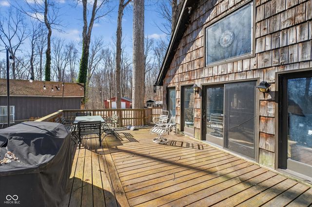 4003 Crouse Court, Poland, IN 47868