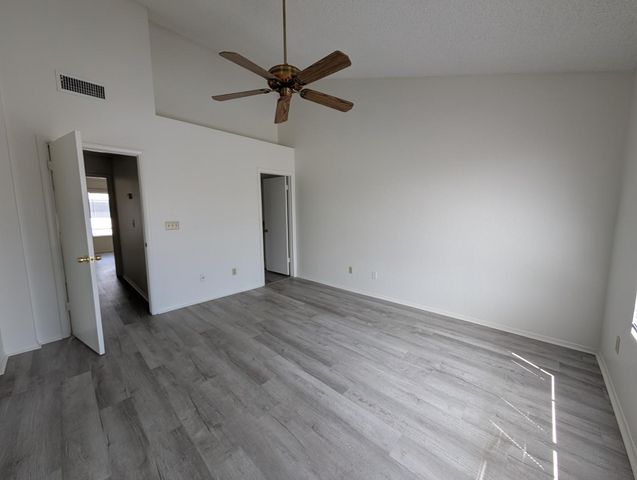 7801 N 44th Drive Unit 1028, Glendale, AZ 85301