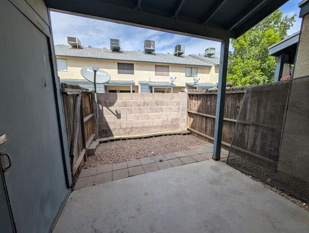7801 N 44th Drive Unit 1028, Glendale, AZ 85301