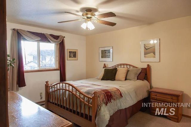 2661 W Janelle St, Meridian, ID 83646