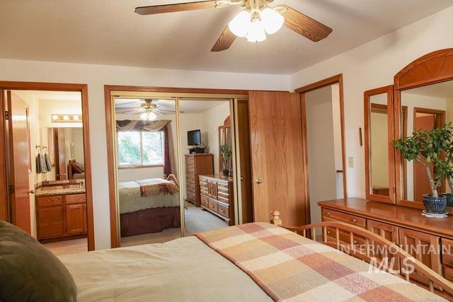 2661 W Janelle St, Meridian, ID 83646