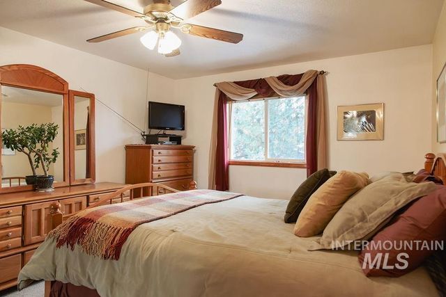 2661 W Janelle St, Meridian, ID 83646