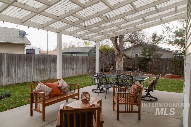 2661 W Janelle St, Meridian, ID 83646