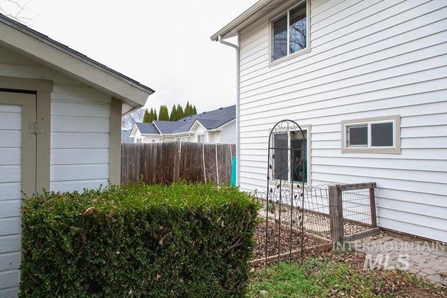 2661 W Janelle St, Meridian, ID 83646