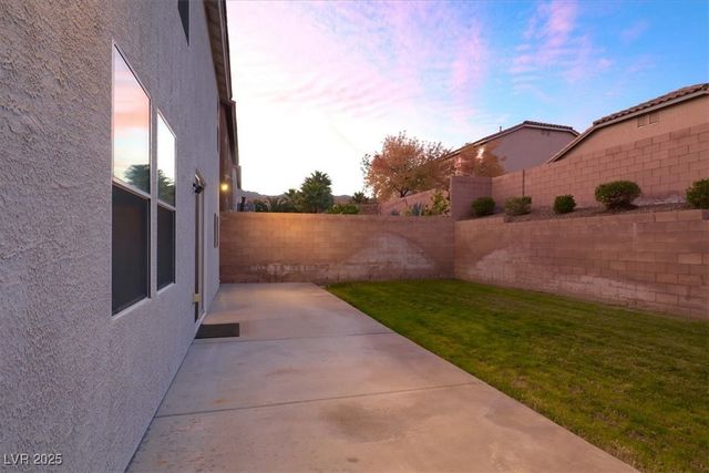 10448 Britton Hill Avenue, Las Vegas, NV 89129