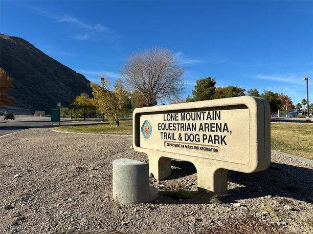 10448 Britton Hill Avenue, Las Vegas, NV 89129