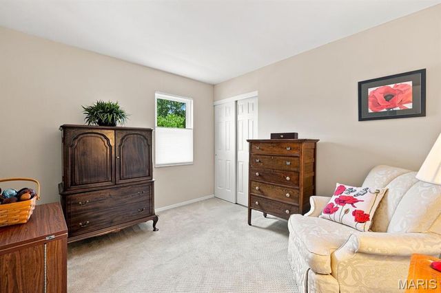 12777 Hazenmore Drive, St Louis, MO 63146