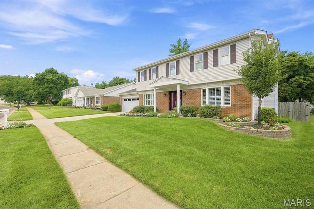 12777 Hazenmore Drive, St Louis, MO 63146