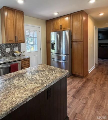 12777 Hazenmore Drive, St Louis, MO 63146