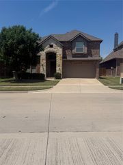 10700 Lariat Trail Drive, Mckinney, TX 75072