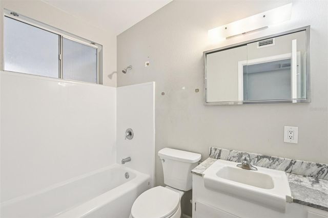 1010 N PEBBLE BEACH BOULEVARD, Sun City Center, FL 33573
