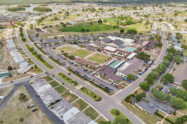 1010 N PEBBLE BEACH BOULEVARD, Sun City Center, FL 33573