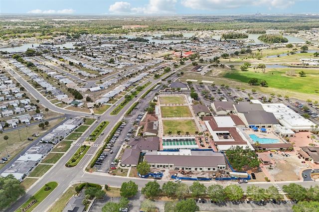 1010 N PEBBLE BEACH BOULEVARD, Sun City Center, FL 33573