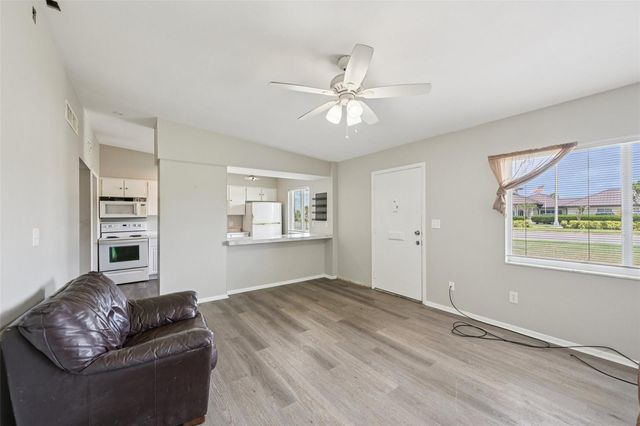 1010 N PEBBLE BEACH BOULEVARD, Sun City Center, FL 33573