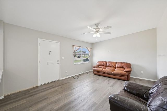 1010 N PEBBLE BEACH BOULEVARD, Sun City Center, FL 33573