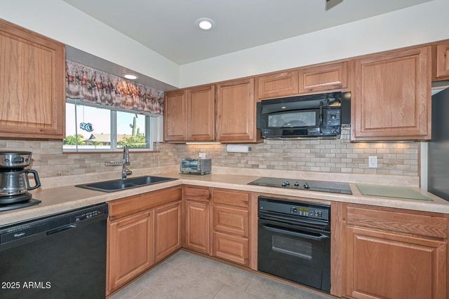 11108 W NOCTURNE Court, Sun City, AZ 85351