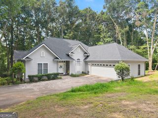393 Brookwood Drive, Lavonia, GA 30553