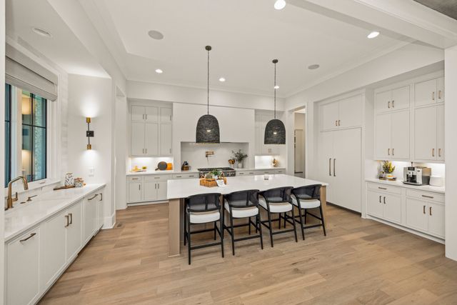 8135 Heirloom Blvd, College Grove, TN 37046