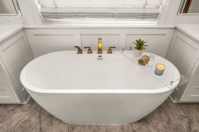 8135 Heirloom Blvd, College Grove, TN 37046