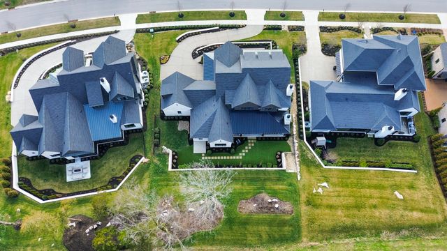 8135 Heirloom Blvd, College Grove, TN 37046