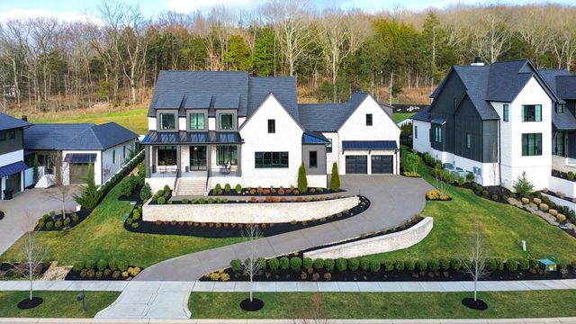 8135 Heirloom Blvd, College Grove, TN 37046