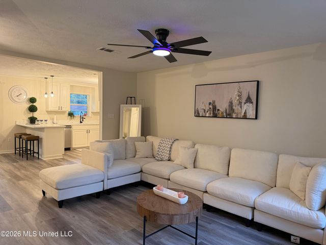 958 Watkins Place, Jackson, MS 39206