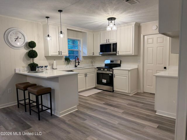 958 Watkins Place, Jackson, MS 39206