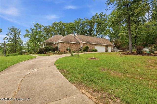 10500 Lebanon Pinegrove Road, Terry, MS 39170