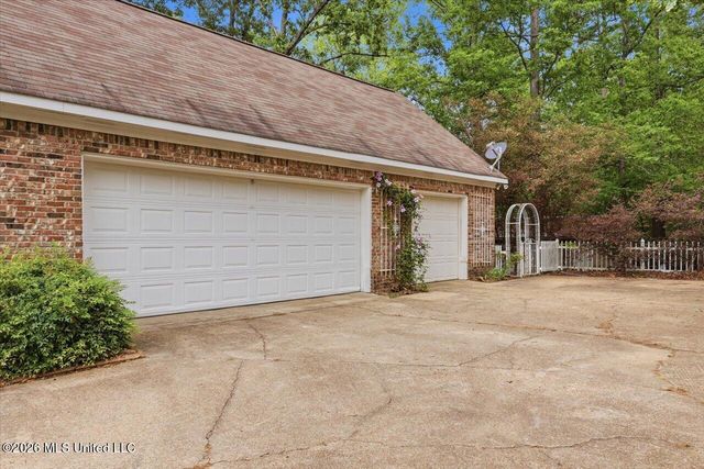 10500 Lebanon Pinegrove Road, Terry, MS 39170