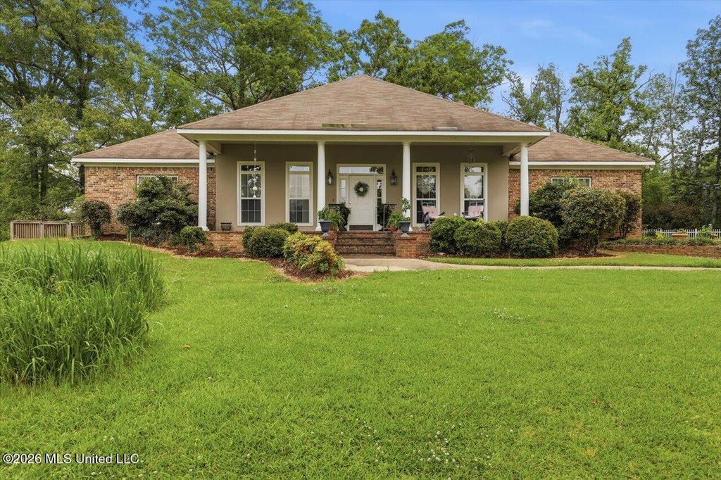 10500 Lebanon Pinegrove Road, Terry, MS 39170