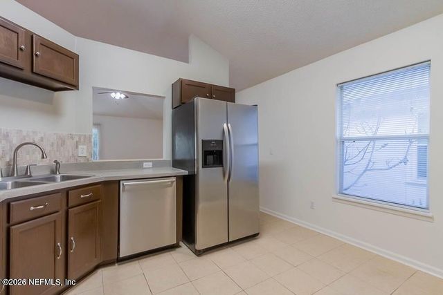 66 W W 7TH Street, Atlantic Beach, FL 32233