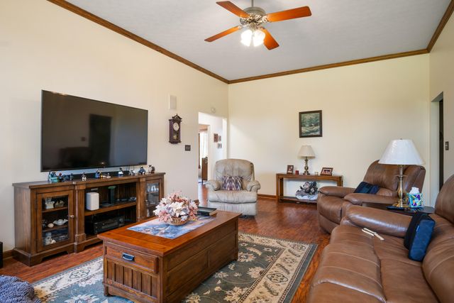 2395 Giles DR, Christiansburg, VA 24073