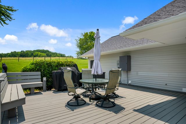 2395 Giles DR, Christiansburg, VA 24073