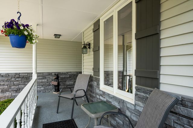 2395 Giles DR, Christiansburg, VA 24073