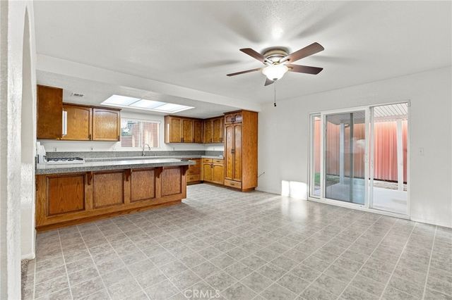 402 S Harvard Street, Hemet, CA 92543