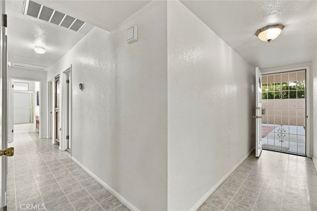 402 S Harvard Street, Hemet, CA 92543