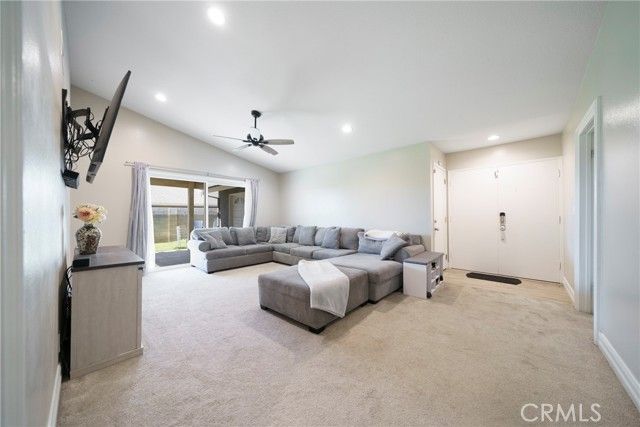 724 Longfellow, Placentia, CA 92870