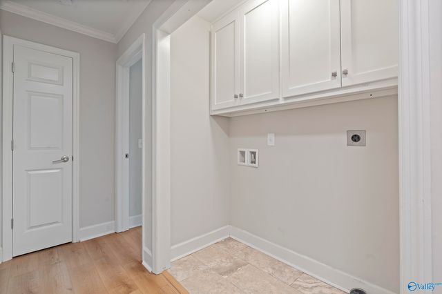 10202 Melanie Drive SE, Huntsville, AL 35803