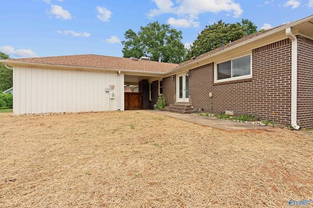 10202 Melanie Drive SE, Huntsville, AL 35803