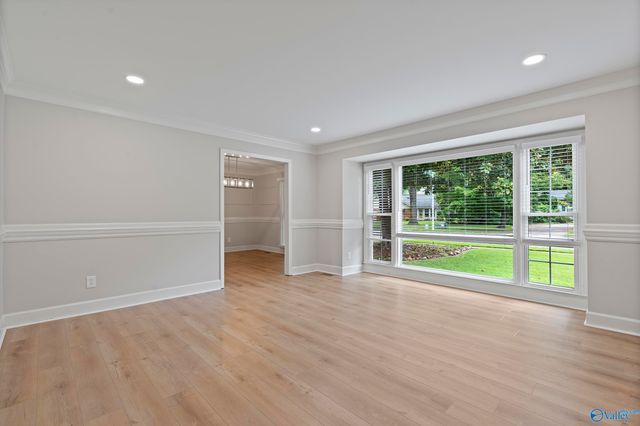10202 Melanie Drive SE, Huntsville, AL 35803