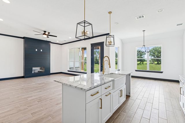 217 Blackjack Crossing, Paradise, TX 76073