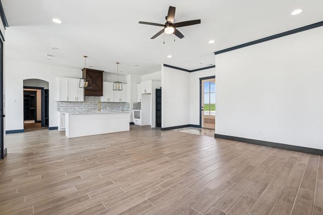 217 Blackjack Crossing, Paradise, TX 76073