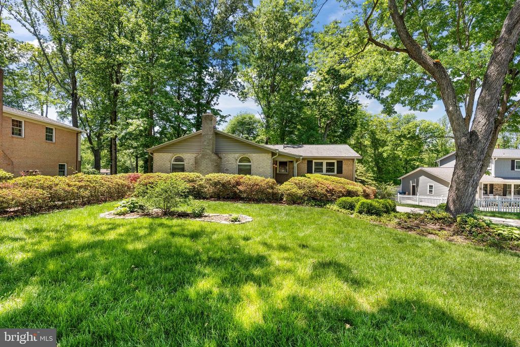 6604 GREY FOX DR, Springfield, VA 22152