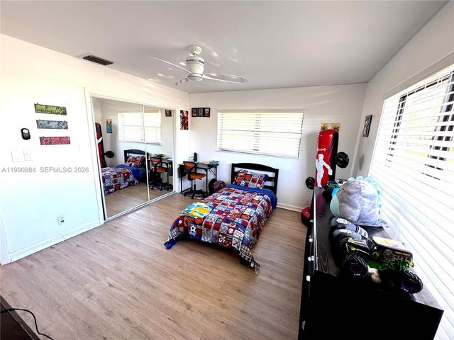 4905 Bayberry Ln, Tamarac, FL 33319