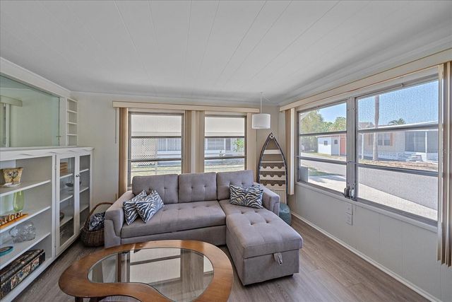 1100 UNIVERSITY PARKWAY 58, Sarasota, FL 34234